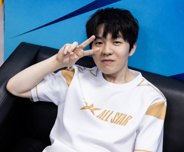 shanji：希望我们这支OMG 3.0可以创造和刷新OMG的队史